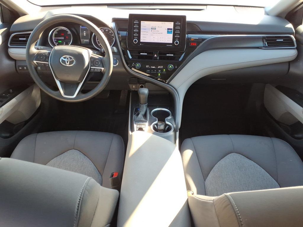 Used 2023 Toyota Camry LE FWD image 10