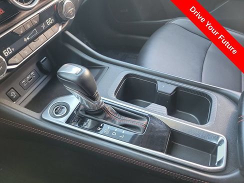 Used 2025 Nissan Sentra SR w/ SR Premium Package FWD image 13