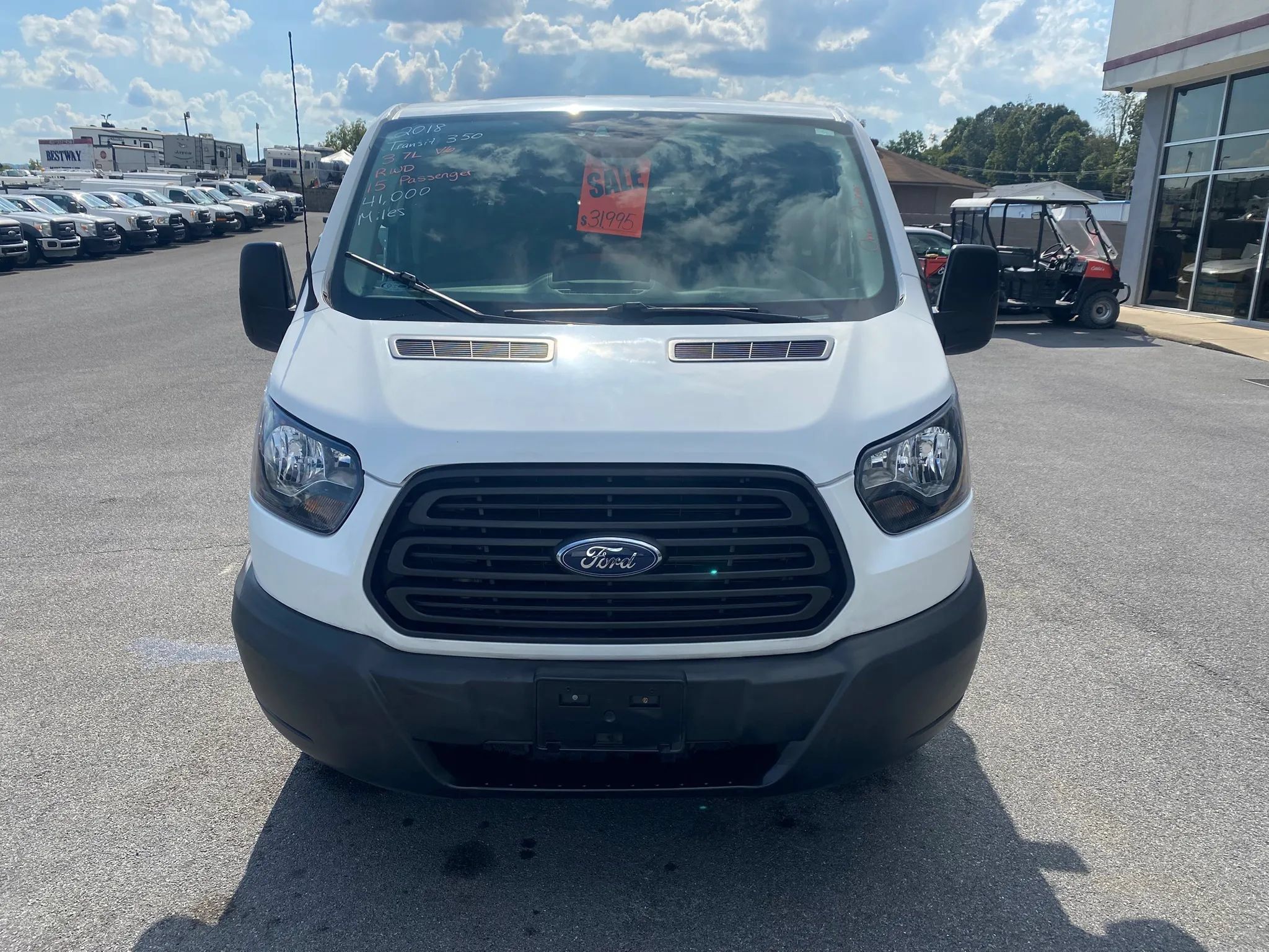 Used 2018 Ford Transit 350 XL RWD image 2
