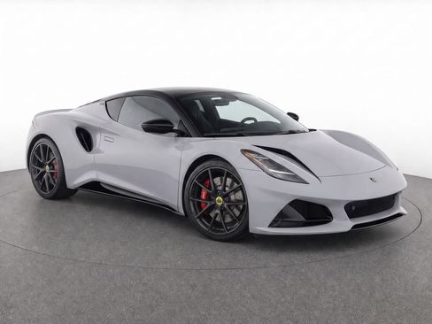 Used 2025 Lotus Emira RWD image 33