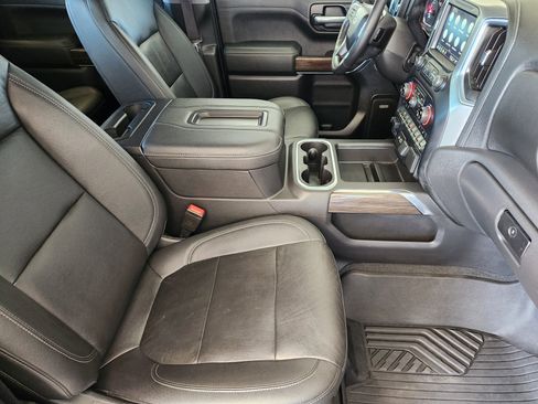 Used 2021 Chevrolet Silverado 1500 LT Trail Boss w/ Convenience Package II image 15