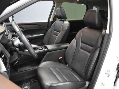 Certified 2023 Nissan Rogue SL AWD/4WD image 5