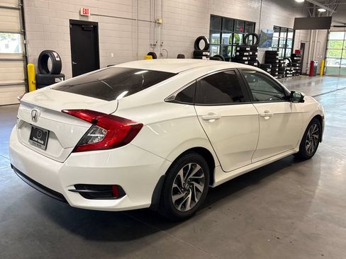 Used 2016 Honda Civic EX image 4
