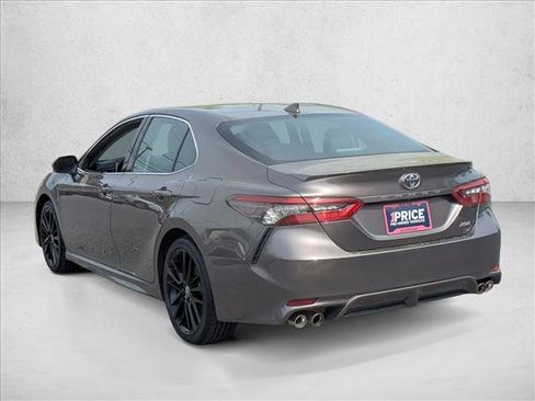 Used 2024 Toyota Camry XSE FWD image 5