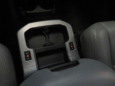 Used 2012 Toyota Sequoia Platinum AWD/4WD image 64