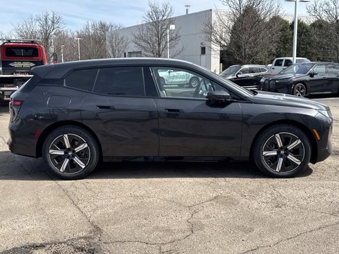 New 2026 BMW iX xDrive60 w/ Executive Package AWD/4WD image 4