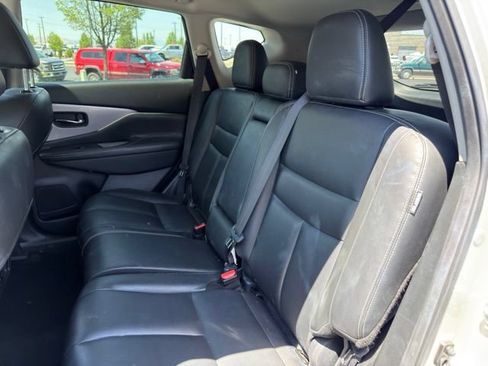 Used 2023 Nissan Murano SV AWD/4WD image 9