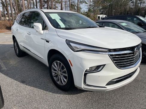 Used 2024 Buick Enclave Premium image 1