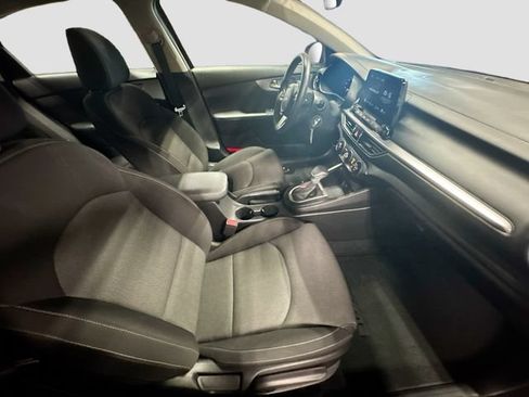 Used 2022 Kia Forte LXS FWD image 26