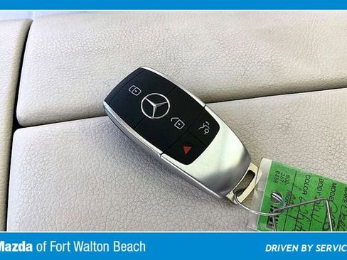 Used 2023 Mercedes-Benz GLS 580 4MATIC image 36