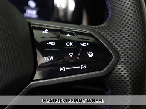 Used 2024 Volkswagen Golf R AWD/4WD image 11