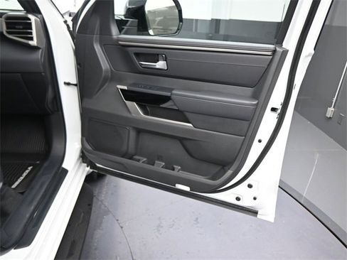 Used 2025 Toyota Sequoia Limited image 11