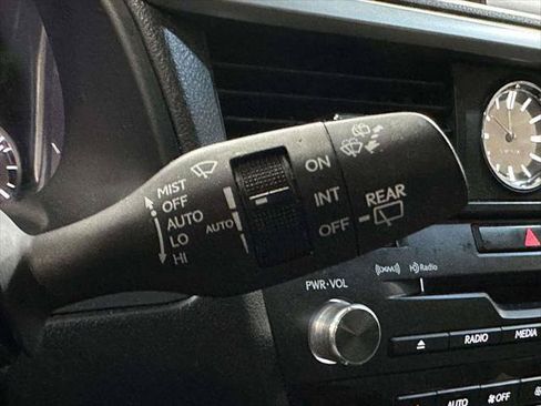 Used 2018 Lexus RX 350 AWD w/ Luxury Package image 31