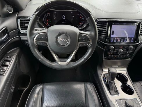 Used 2019 Jeep Grand Cherokee Overland image 9