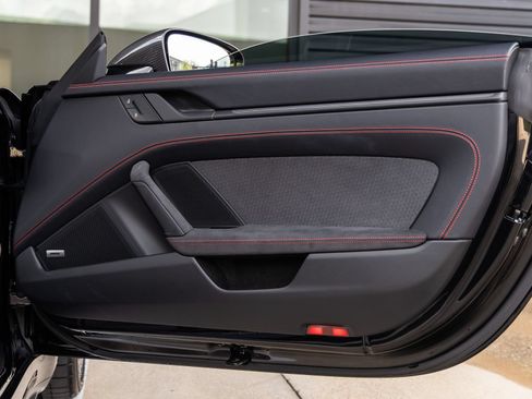 Certified 2026 Porsche 911 Carrera GTS RWD image 37