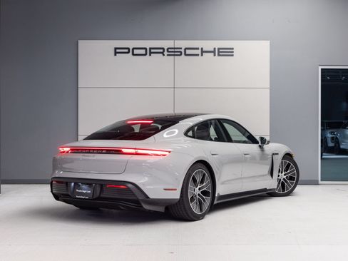 Certified 2026 Porsche Taycan AWD/4WD image 7