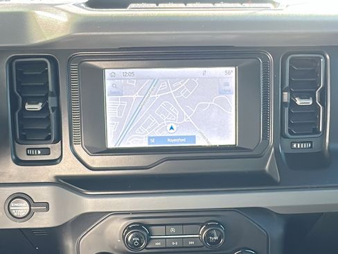 Used 2021 Ford Bronco Big Bend w/ Sasquatch Package image 19