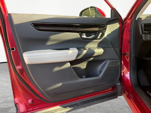 Used 2024 Honda CR-V EX-L image 19