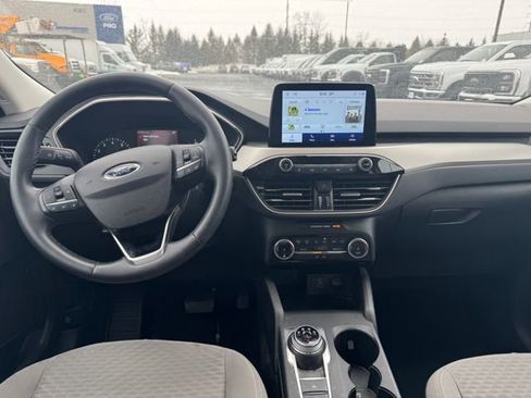 Used 2022 Ford Escape SE w/ Convenience Package image 12