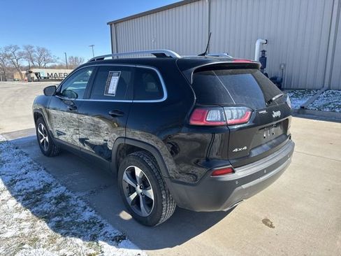 Used 2020 Jeep Cherokee Limited image 2