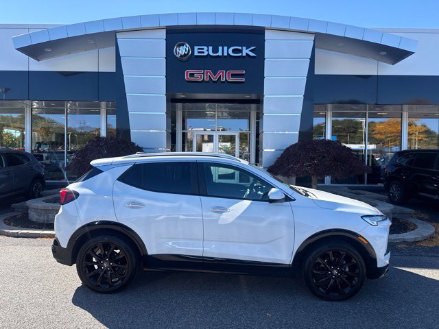 Used 2024 Buick Encore GX Sport Touring w/ Experience Buick Package AWD/4WD image 29