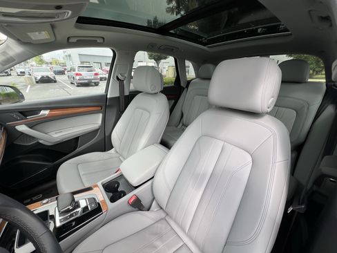 Used 2023 Audi Q5 2.0T Premium Plus AWD/4WD image 16
