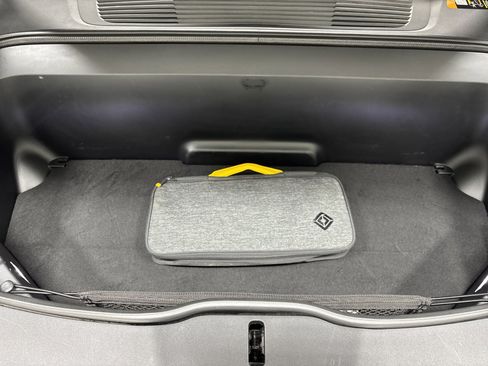 Used 2024 Rivian R1S Adventure AWD/4WD image 14