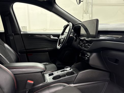 Used 2023 Ford Escape ST-Line Select w/ Tech Pack #2 image 34