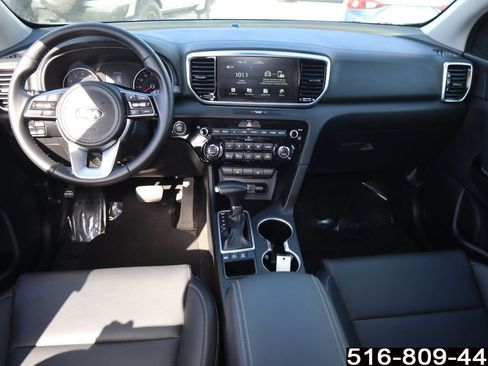 Used 2020 Kia Sportage EX image 13