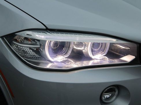 Used 2018 BMW X5 xDrive35i image 32