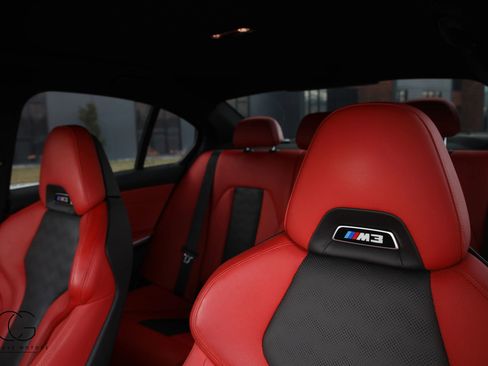 Used 2023 BMW M3 Sedan w/ Executive Package image 30
