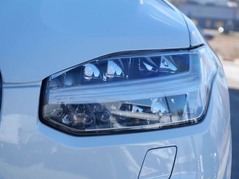 Used 2025 Volvo XC90 T8 Plus w/ Protection Package Premier image 6