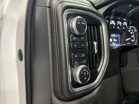 Used 2021 GMC Sierra 1500 SLT w/ SLT Premium Plus Package image 15