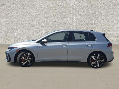 New 2026 Volkswagen GTI SE FWD image 4