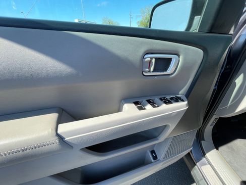 Used 2014 Honda Pilot EX-L image 11
