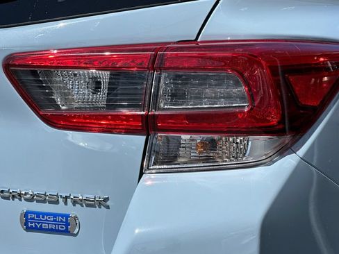Used 2023 Subaru Crosstrek Hybrid w/ Moonroof Package w/Navigation AWD/4WD image 28