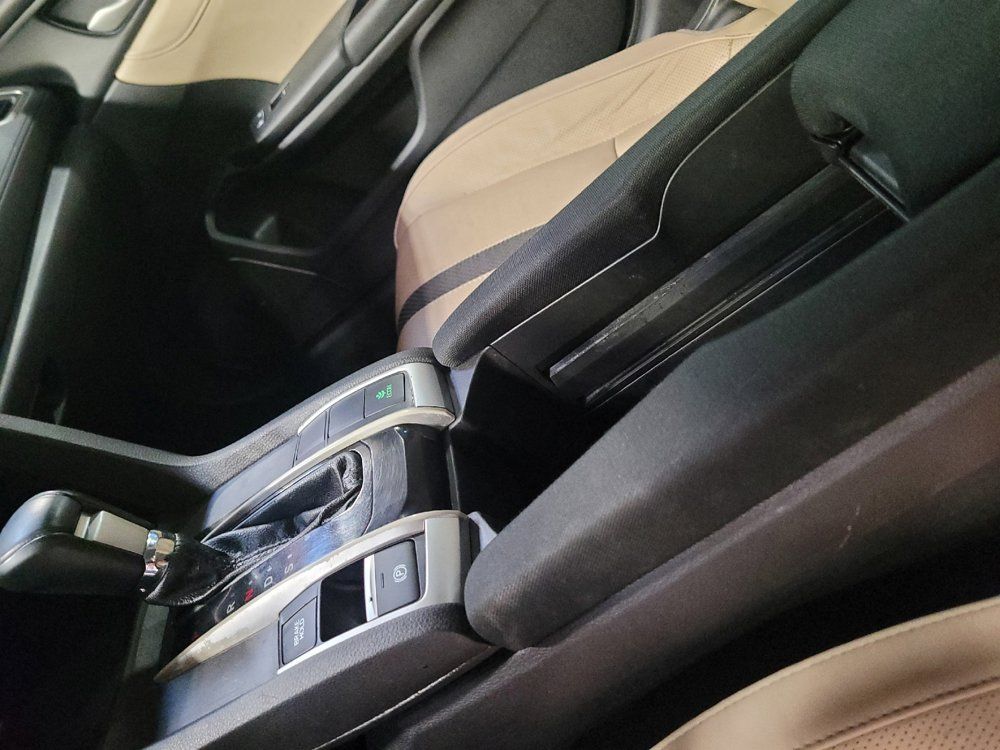Used 2019 Honda Civic Touring image 26