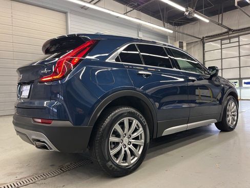 Used 2021 Cadillac XT4 Premium Luxury w/ Cold Weather Package image 7