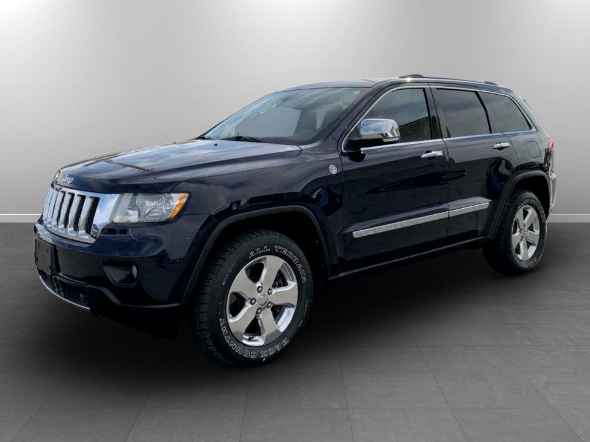 Used 2013 Jeep Grand Cherokee Overland w/ Advance Technology Group AWD/4WD image 3