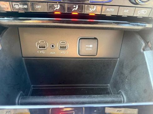 Certified 2024 Jeep Grand Cherokee Limited AWD/4WD image 24