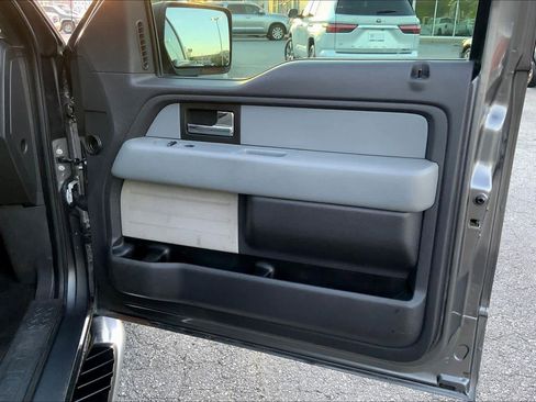Used 2013 Ford F150 XLT w/ XLT Chrome Pkg image 22
