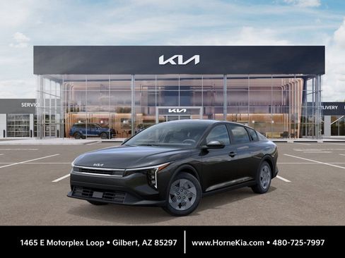 New 2025 Kia K4 LX image 1