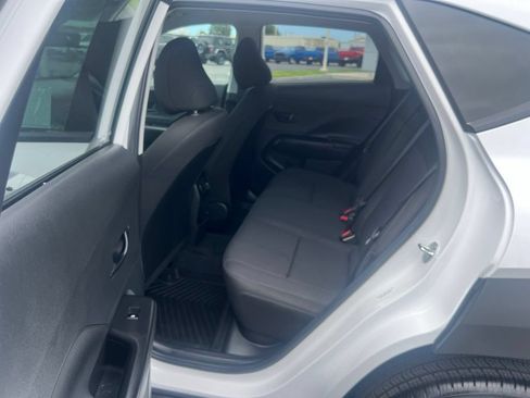 Used 2025 Hyundai Kona SEL AWD/4WD image 28