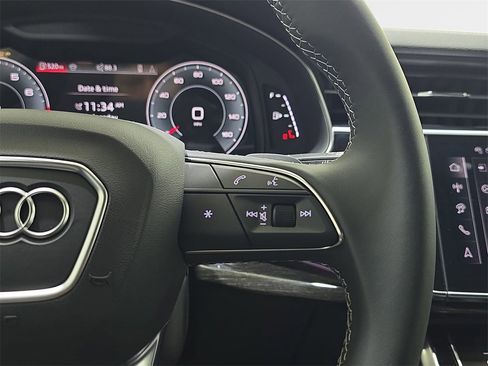 New 2025 Audi Q7 2.0T Premium Plus image 18
