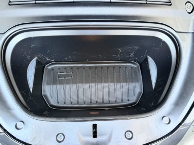 Used 2024 Tesla Model Y Long Range RWD image 20