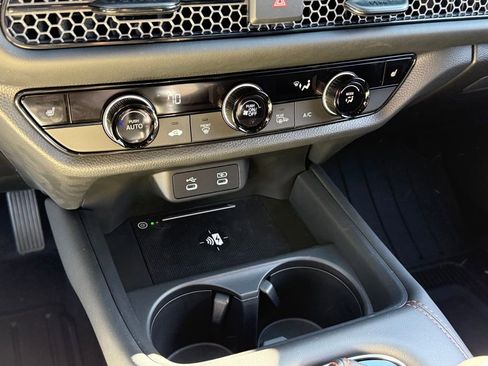 Certified 2026 Honda HR-V Sport image 29