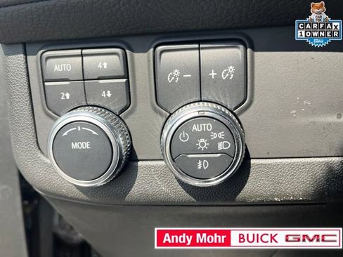 Used 2022 GMC Yukon XL Denali AWD/4WD image 27