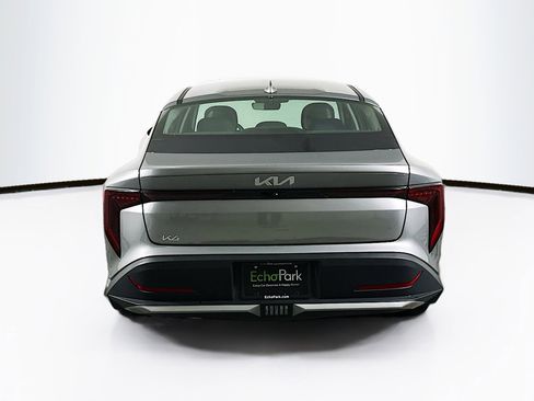 Used 2025 Kia K4 LXS image 7