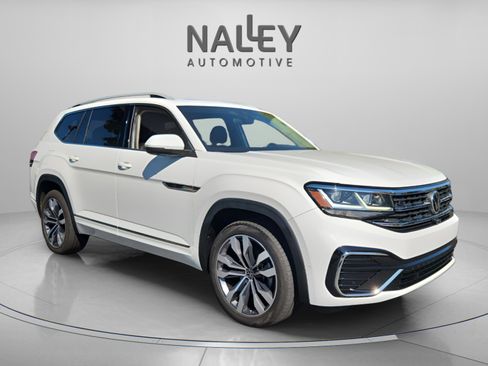 Used 2022 Volkswagen Atlas SEL Premium image 8