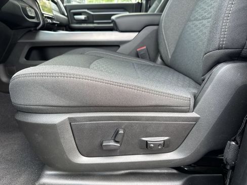 New 2026 RAM 2500 Big Horn AWD/4WD image 22